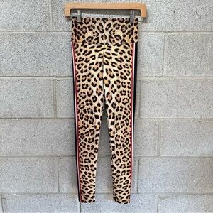 Venor Honey Leopard Leggings